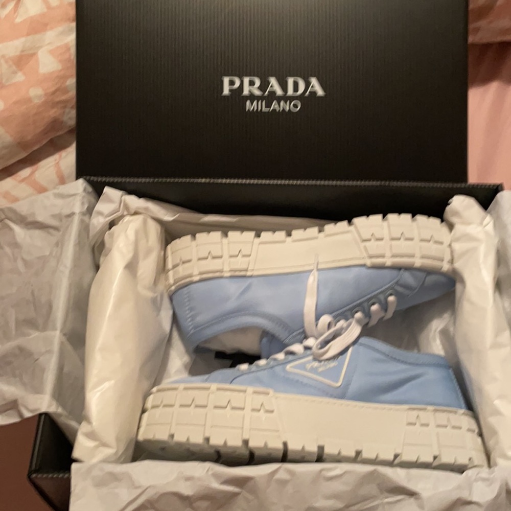 Prada blue tennis shoes.Calzature Donna.ColorCielo - Picture 3 of 7